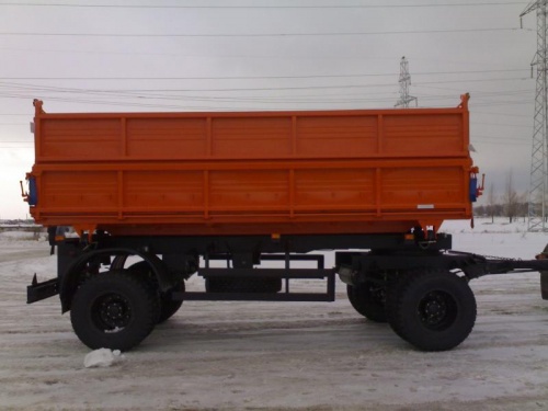 на фото: Прицеп грузовой 9 тонн (Миасс)