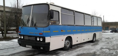 на фото: Автобус Икарус, б/у, 2000