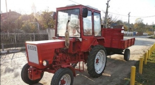 на фото: Продаю трактор Т 25 Б/У, 2002г.- Краснодар