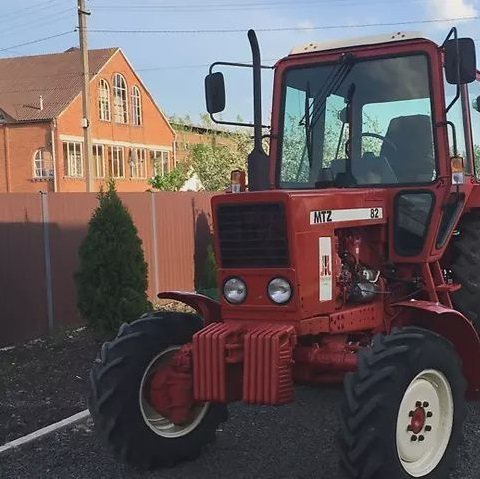 на фото: Продаю трактор МТЗ 82 Б/у, 1995 г. – Краснодар