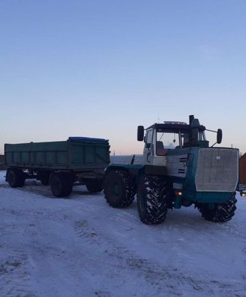 на фото: Трактор Т-150К, Иркутская область