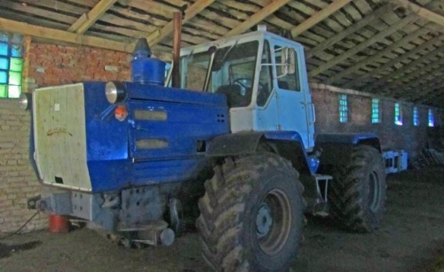 на фото: Трактор Т-150, 1987 г.в. - Тульская область