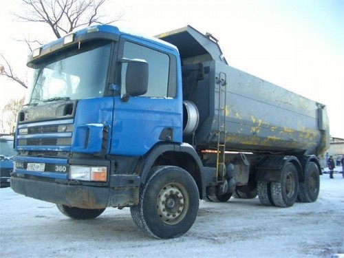на фото: Scania 6х4 (2002 года)