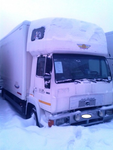 на фото: MAN L2000 грузовой фургон