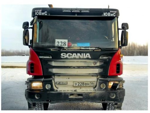 на фото: Самосвал Scania P400 CB8x4EHZ б/у, 2014 г. в. – Сургут