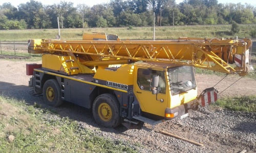 на фото: Автокран 35 тонн Liebherr LTM 1030-2.1