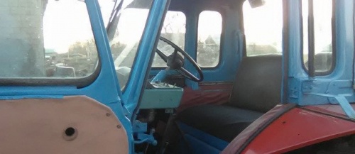 на фото: Трактор Мтз-82, б/у, Порецкое - 1990