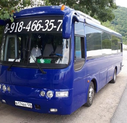 на фото: Продаю автобус Hyundai Б/У, 2009 г. – Белореченск (Краснодарский край)