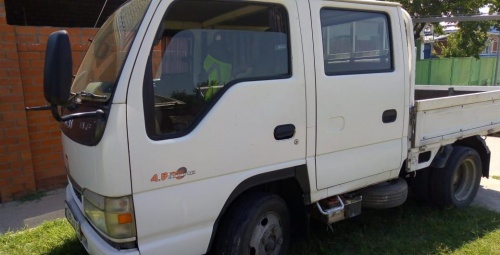 на фото: Продаю грузовик ISUZU ELF Б/У, 2004 г. – Краснодар