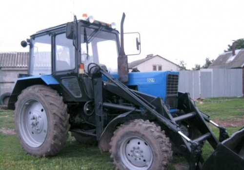 на фото: Продам трактор МТЗ (Беларус) Б/у, 2008г.- Кораблино