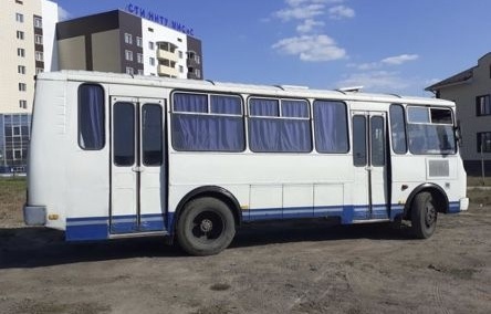 на фото: Продам автобус ПАЗ 4234 б/у, 2006 г. – Старый Оскол